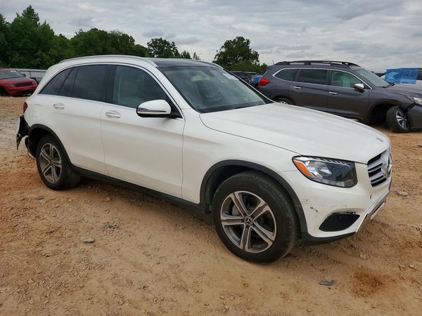 2017 MERCEDES-BENZ GLC GLC300