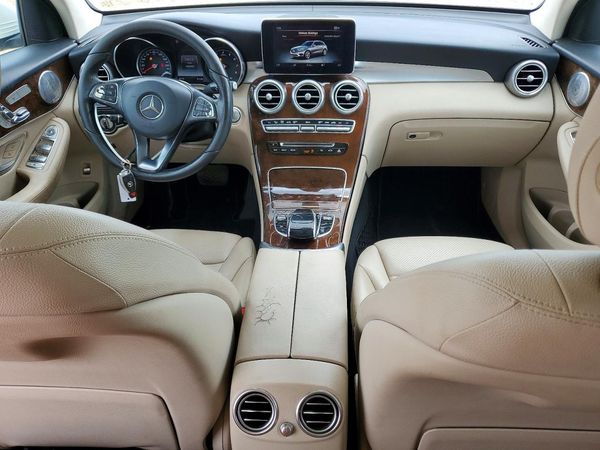 2017 MERCEDES-BENZ GLC GLC300