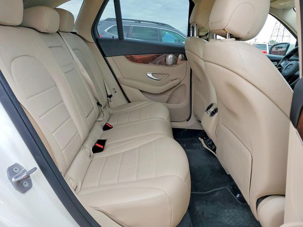 2017 MERCEDES-BENZ GLC GLC300