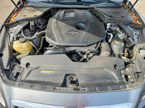 2017 INFINITI Q50