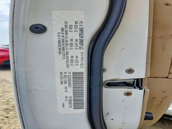 2013 CHRYSLER 300 Base/Limited