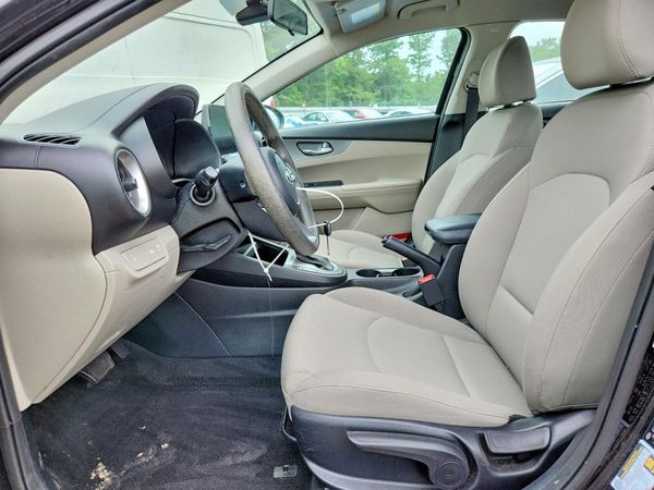 2021 KIA FORTE FE, LXS
