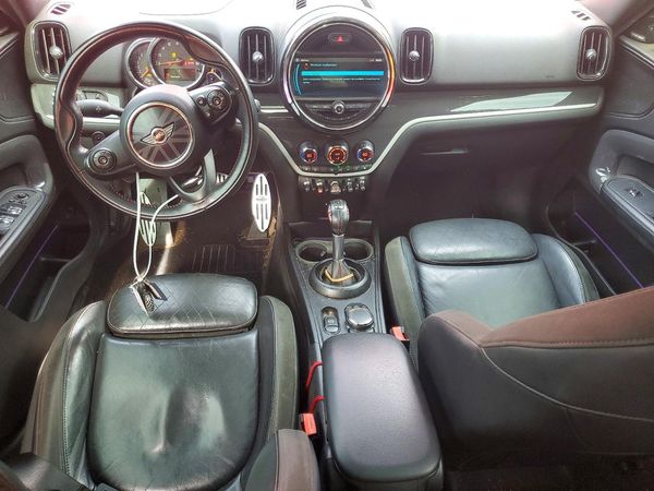 2018 MINI COOPER