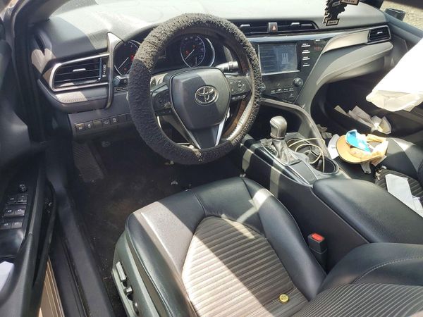 2019 TOYOTA CAMRY
