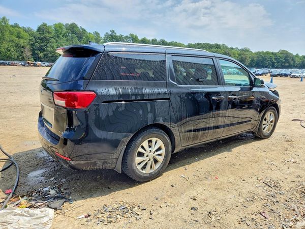 2016 KIA SEDONA LX - Middle-low