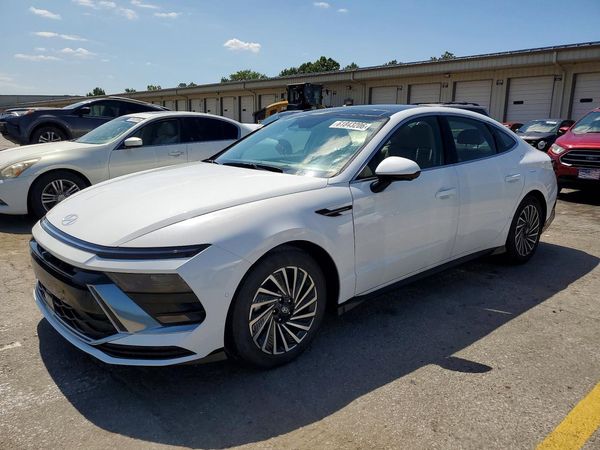 2026 HYUNDAI SONATA HYBRID Limited — Front 3/4
