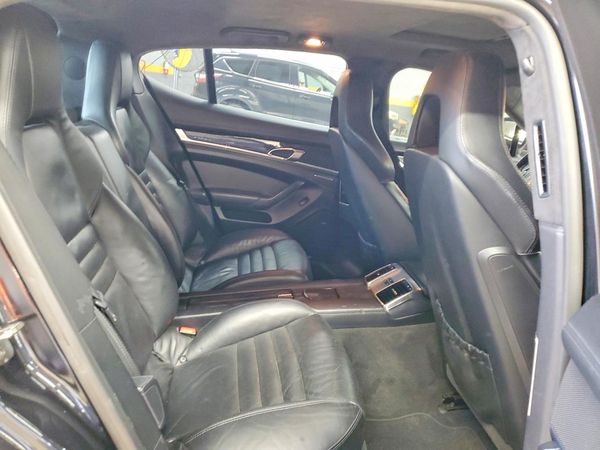 2012 PORSCHE PANAMERA