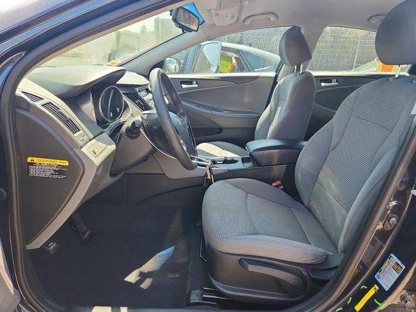 2012 HYUNDAI SONATA Middle-low level