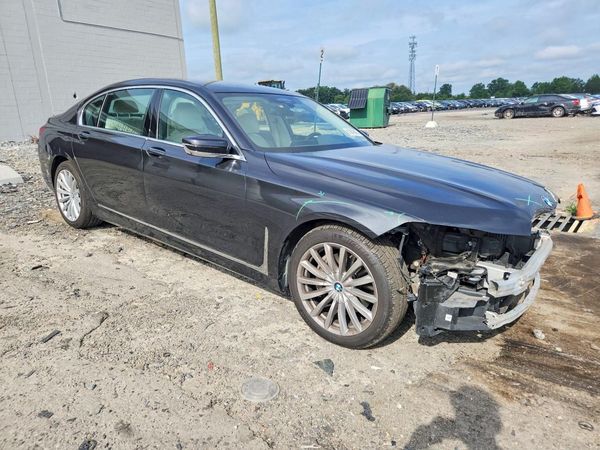 2021 BMW 740