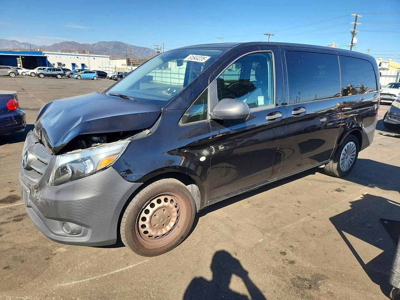 2019 MERCEDES-BENZ METRIS