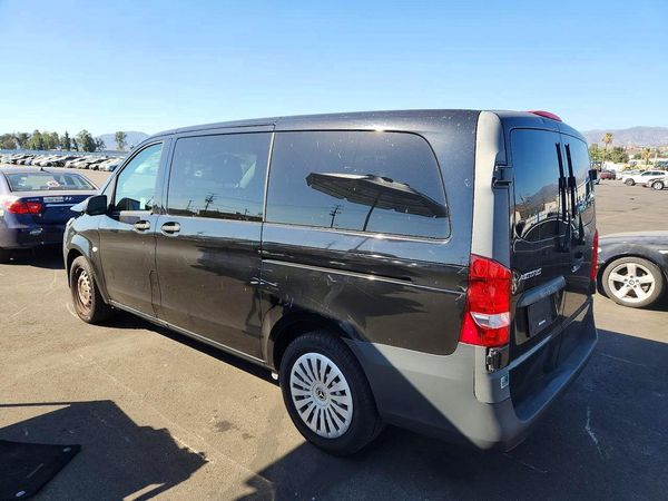 2019 MERCEDES-BENZ METRIS