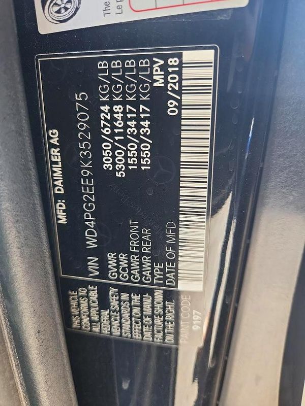 2019 MERCEDES-BENZ METRIS