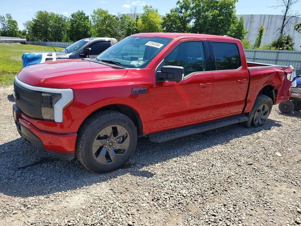 2025 FORD F150 XLT