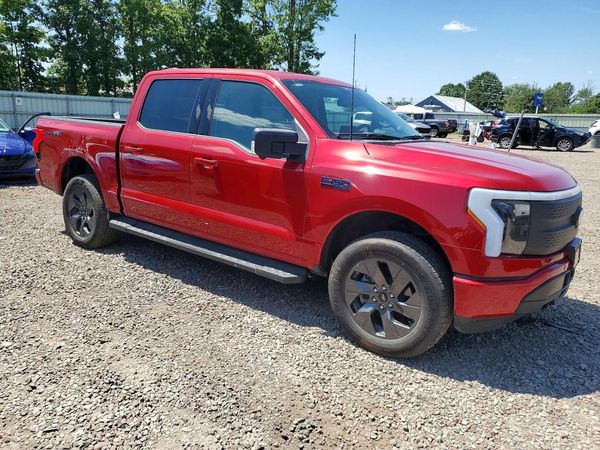 2025 FORD F150 XLT