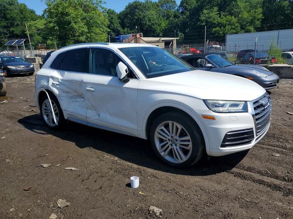 2019 AUDI Q5 quattro Premium Plus