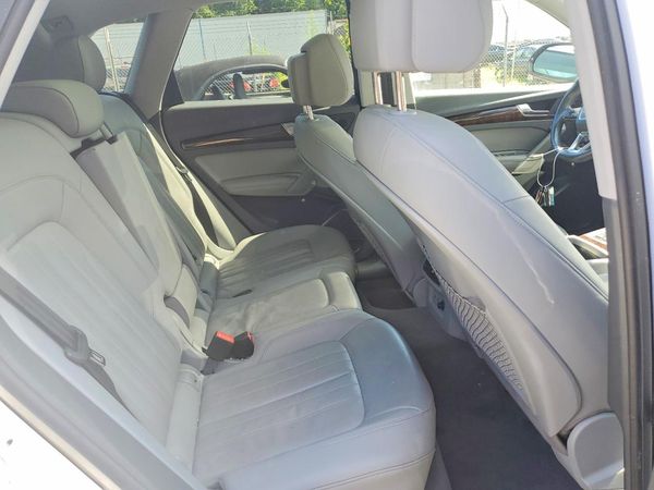2019 AUDI Q5 quattro Premium Plus