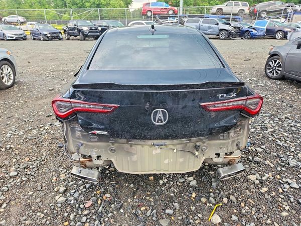 2021 ACURA TLX