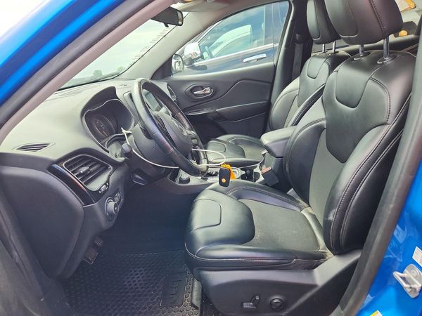 2020 JEEP CHEROKEE
