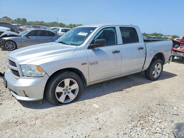 2015 RAM 1500 ST