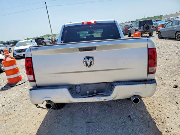 2015 RAM 1500 ST