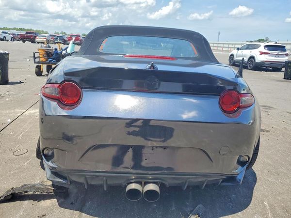 2017 MAZDA MX-5 MIATA Club