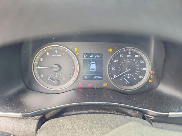 2020 HYUNDAI TUCSON SE
