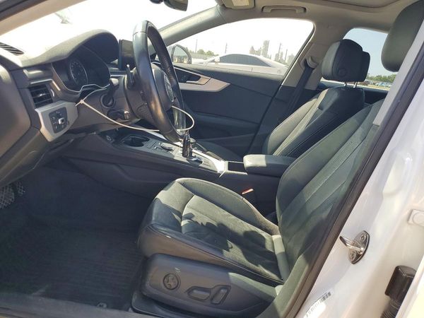 2017 AUDI A4 quattro Premium