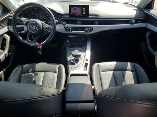 2017 AUDI A4 quattro Premium