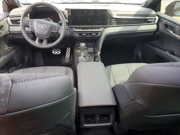 2026 TOYOTA CAMRY