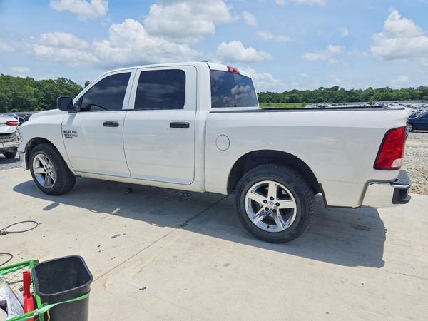 2020 RAM 1500 CLASSIC Tradesman, ST