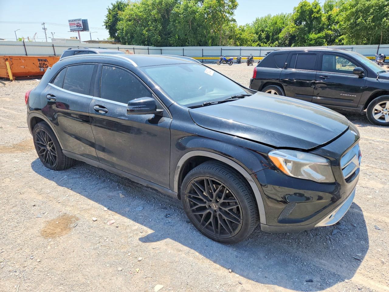 2015 MERCEDES-BENZ GLA GLA250