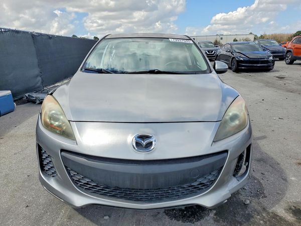 2013 MAZDA MAZDA 3 SV/Base