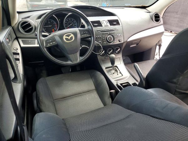 2013 MAZDA MAZDA 3 SV/Base