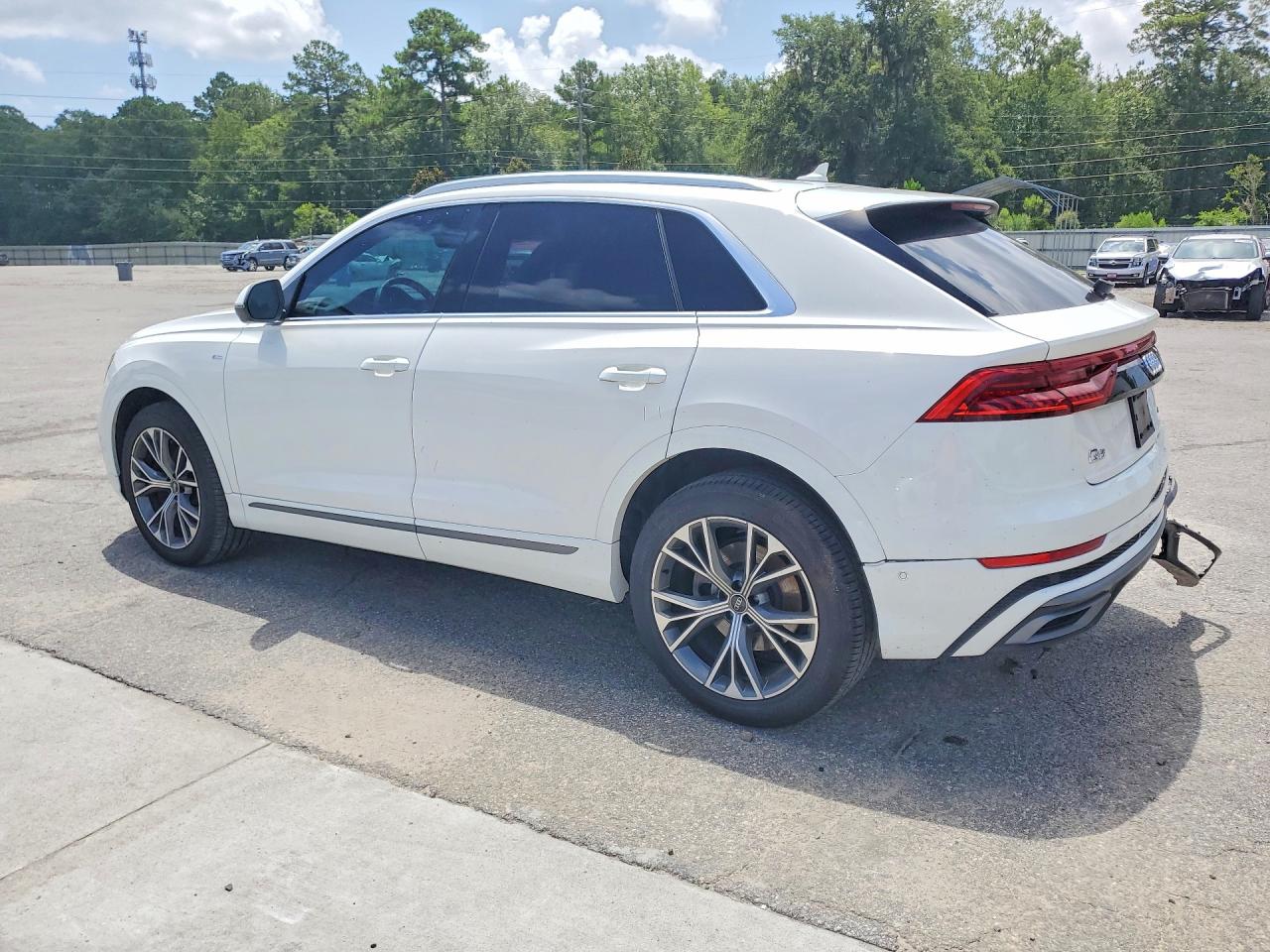 2021 AUDI Q8