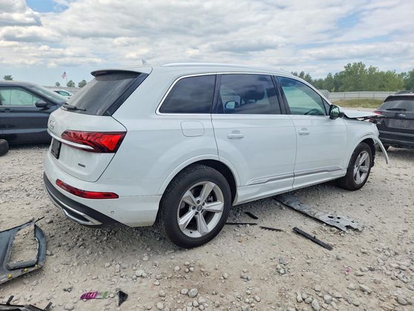 2021 AUDI Q7 quattro Premium Plus