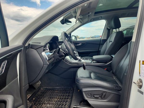 2021 AUDI Q7 quattro Premium Plus
