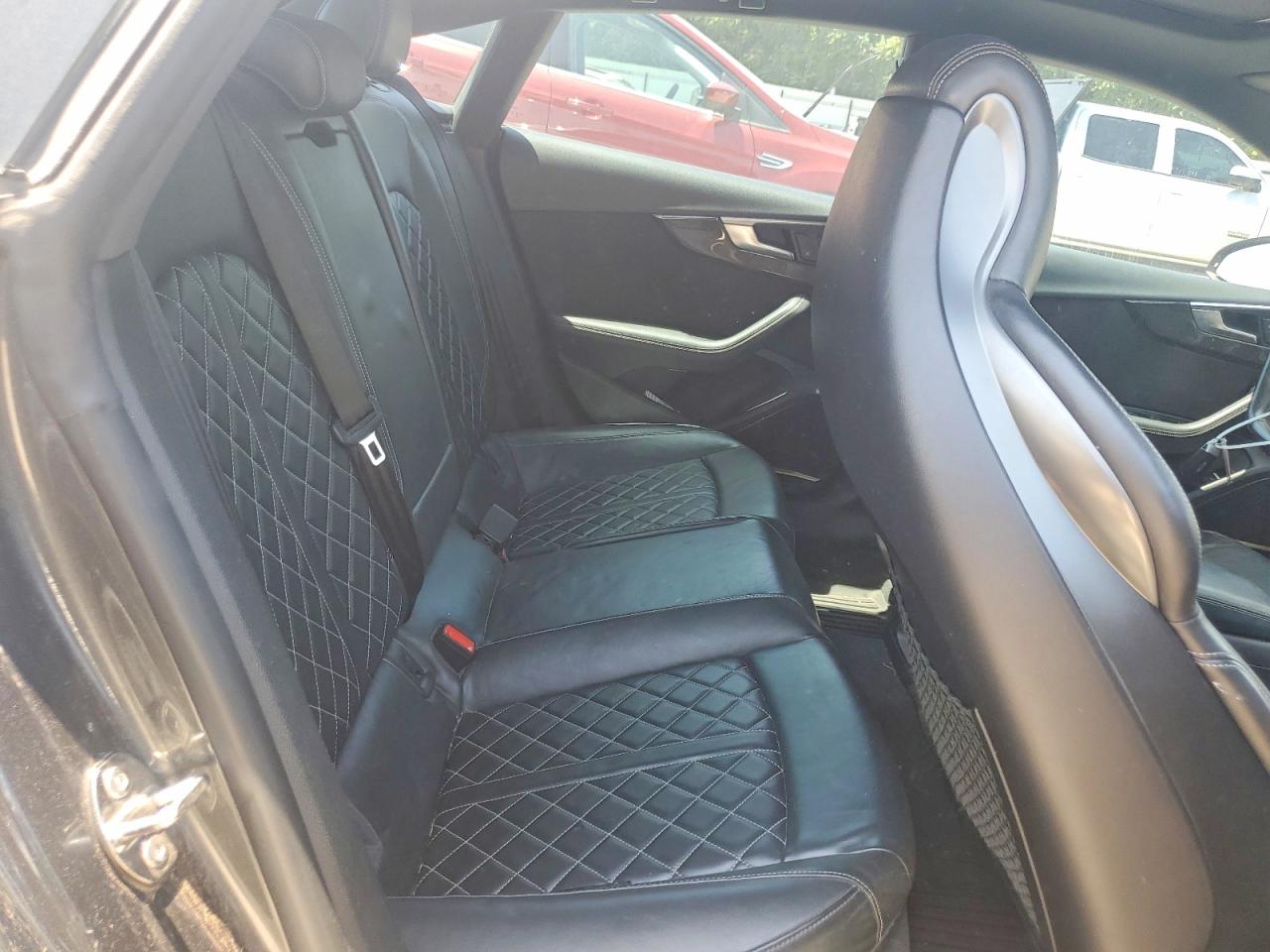 2018 AUDI S5