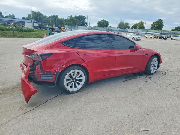 2022 TESLA MODEL 3