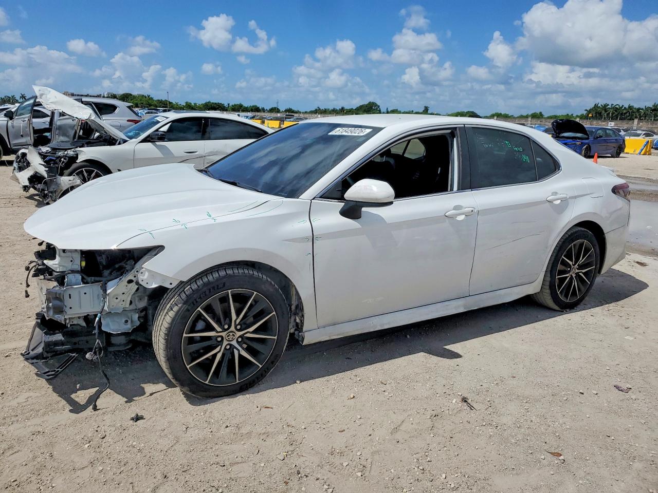 2021 TOYOTA CAMRY SE