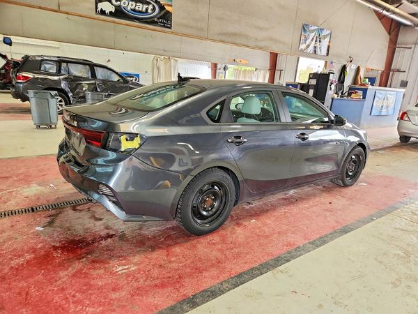 2022 KIA FORTE FE, LXS