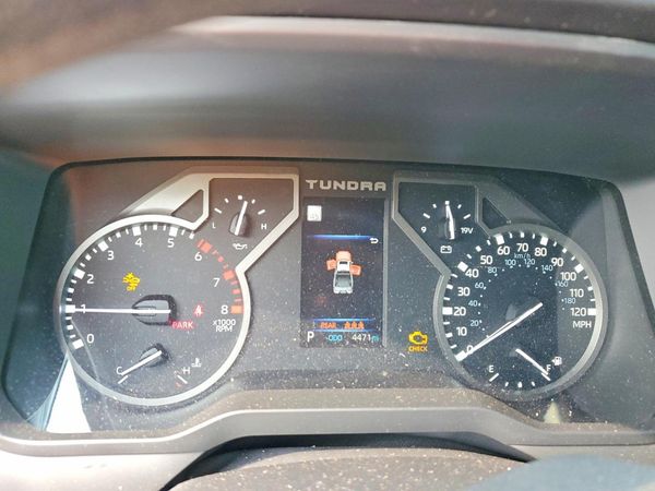 2026 TOYOTA TUNDRA SR