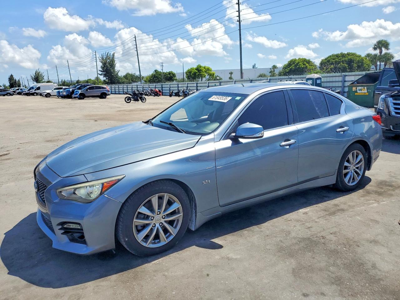 2017 INFINITI Q50