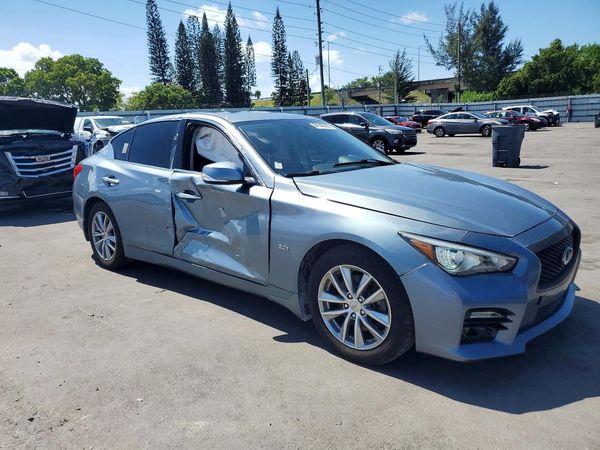 2017 INFINITI Q50