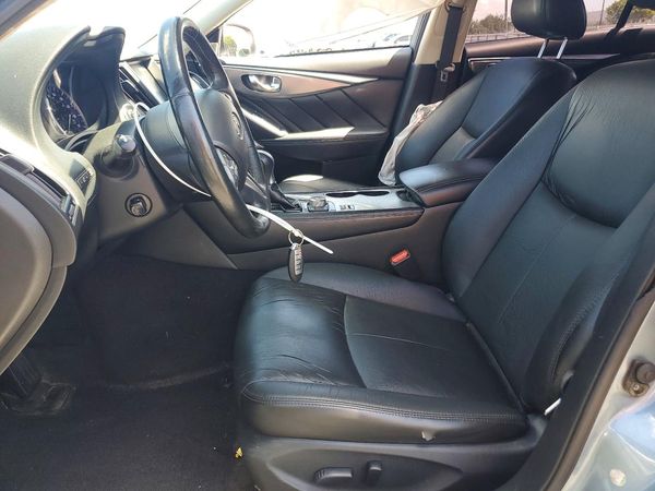 2017 INFINITI Q50