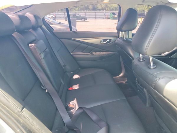 2017 INFINITI Q50
