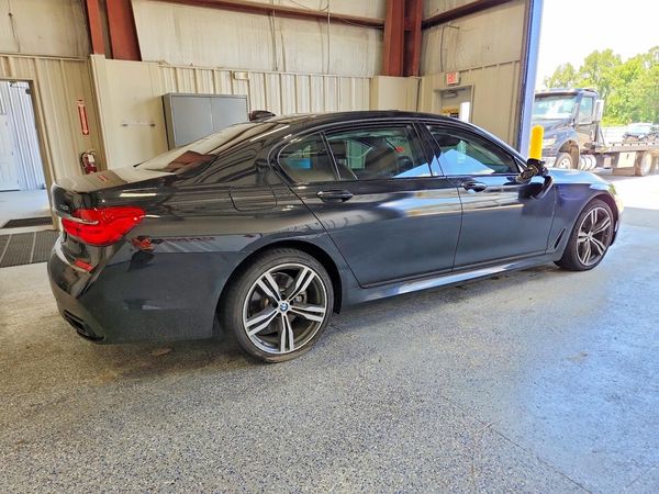 2019 BMW 750 xDrive