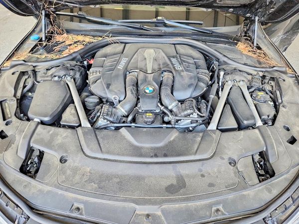 2019 BMW 750 xDrive