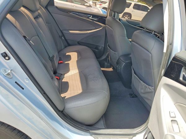 2012 HYUNDAI SONATA