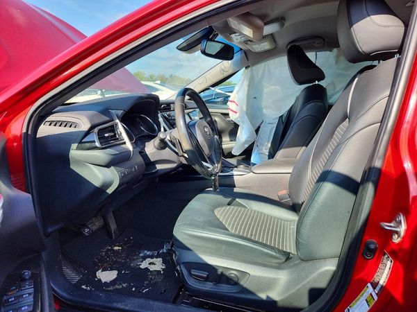 2020 TOYOTA CAMRY
