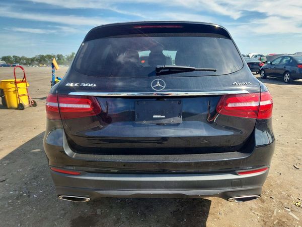 2018 MERCEDES-BENZ GLC